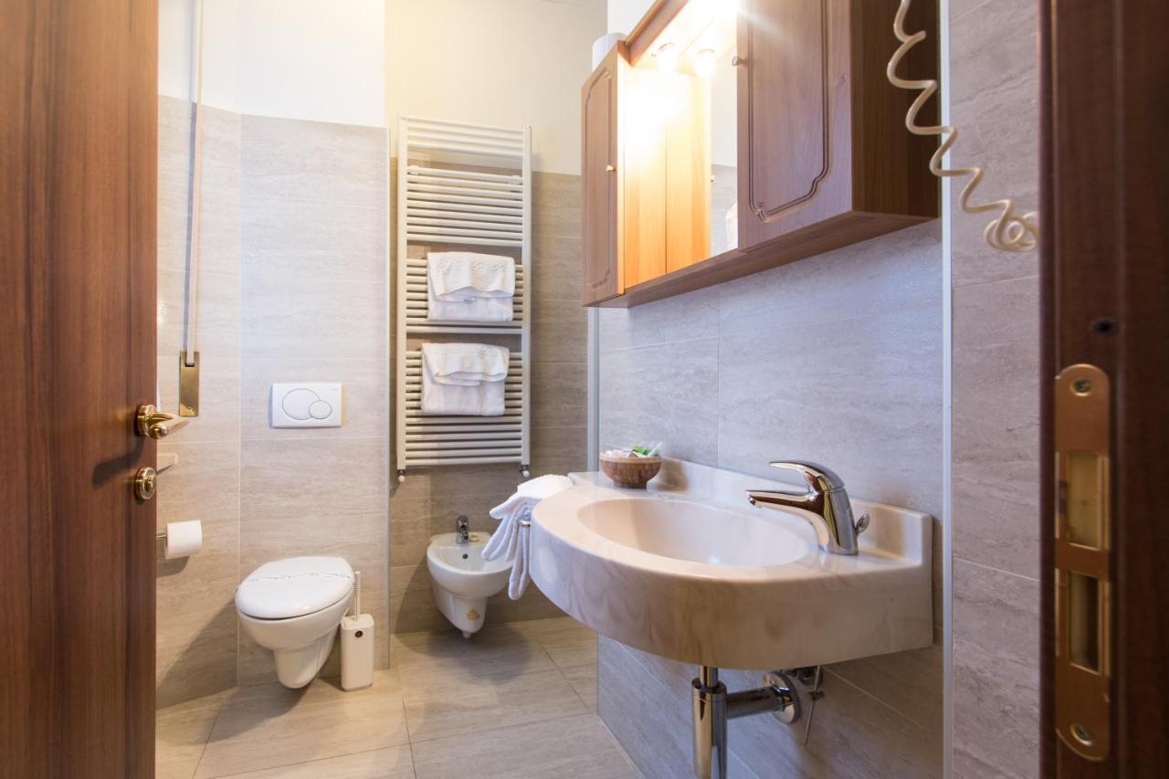 Limone Palace Aparthotel Лимоне Пиемонте Екстериор снимка