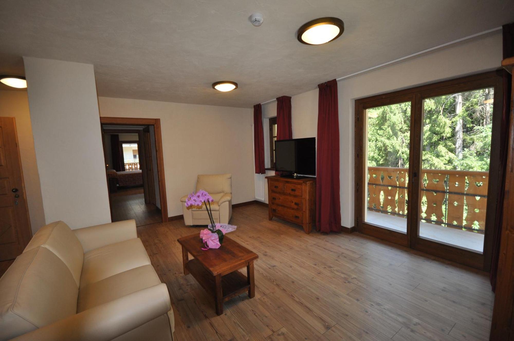 Limone Palace Aparthotel Лимоне Пиемонте Екстериор снимка