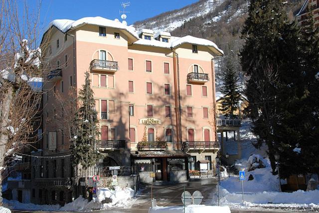 Limone Palace Aparthotel Лимоне Пиемонте Екстериор снимка