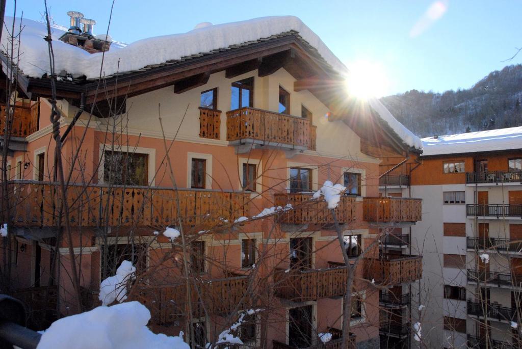 Limone Palace Aparthotel Лимоне Пиемонте Екстериор снимка
