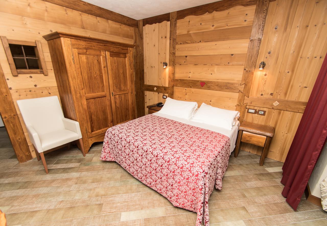 Limone Palace Aparthotel Лимоне Пиемонте Екстериор снимка