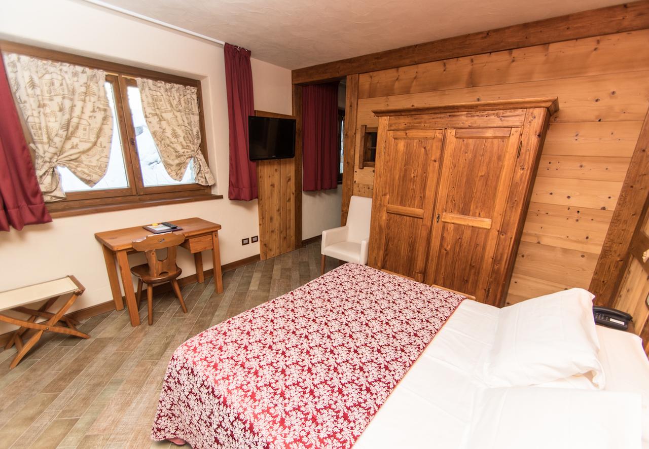 Limone Palace Aparthotel Лимоне Пиемонте Екстериор снимка
