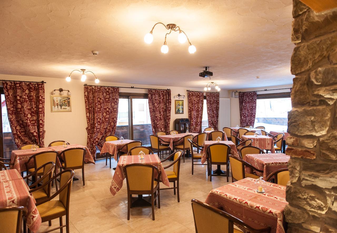 Limone Palace Aparthotel Лимоне Пиемонте Екстериор снимка
