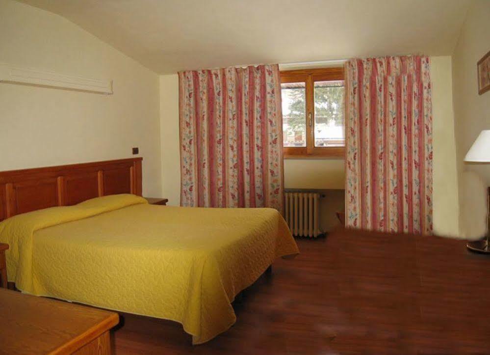 Limone Palace Aparthotel Лимоне Пиемонте Екстериор снимка