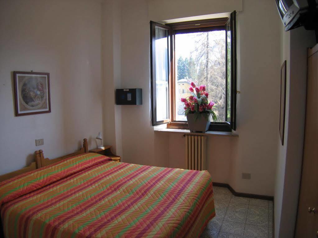 Limone Palace Aparthotel Лимоне Пиемонте Екстериор снимка