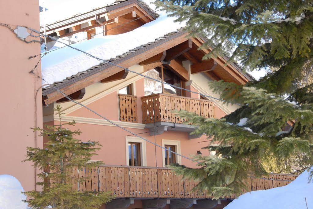 Limone Palace Aparthotel Лимоне Пиемонте Екстериор снимка